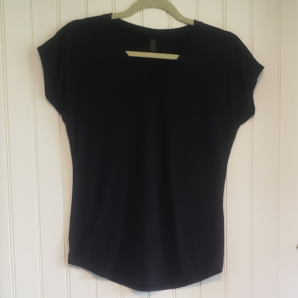 Black Short Sleeved Top